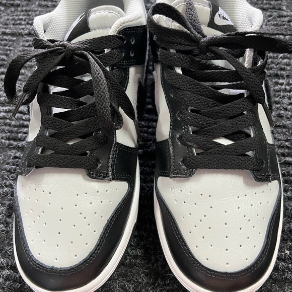 Nike Dunk Chenille Swoosh - Picture 3 of 8